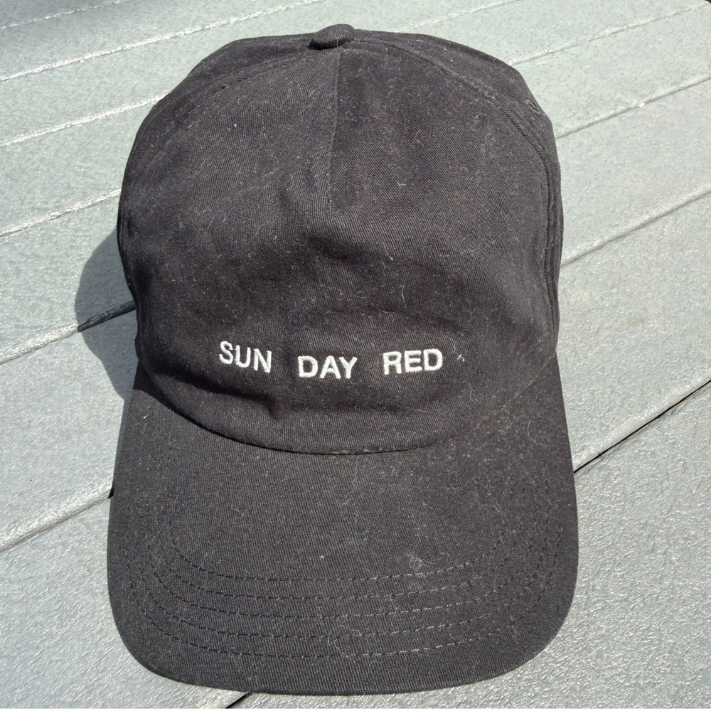 Tiger Woods Sun Day Red Golf Hat Men REG 58CM Black Adjustable Dad Cap Stretch